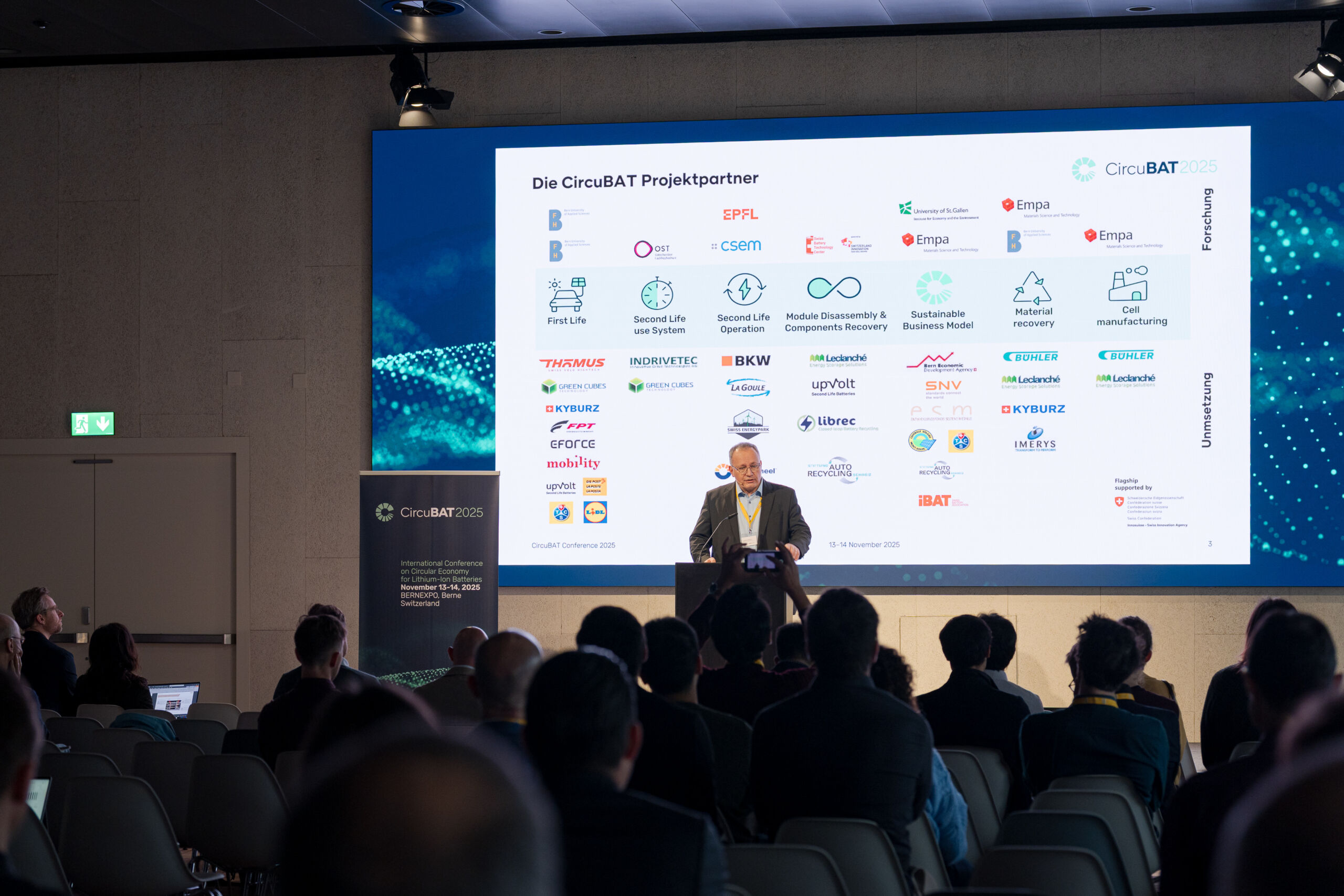 Prof Dr Andrea Vezzini presenting the CircuBAT Consortium